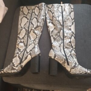 BAMBOO Black and White Faux Snakeskin Heeled Boots, Size 10